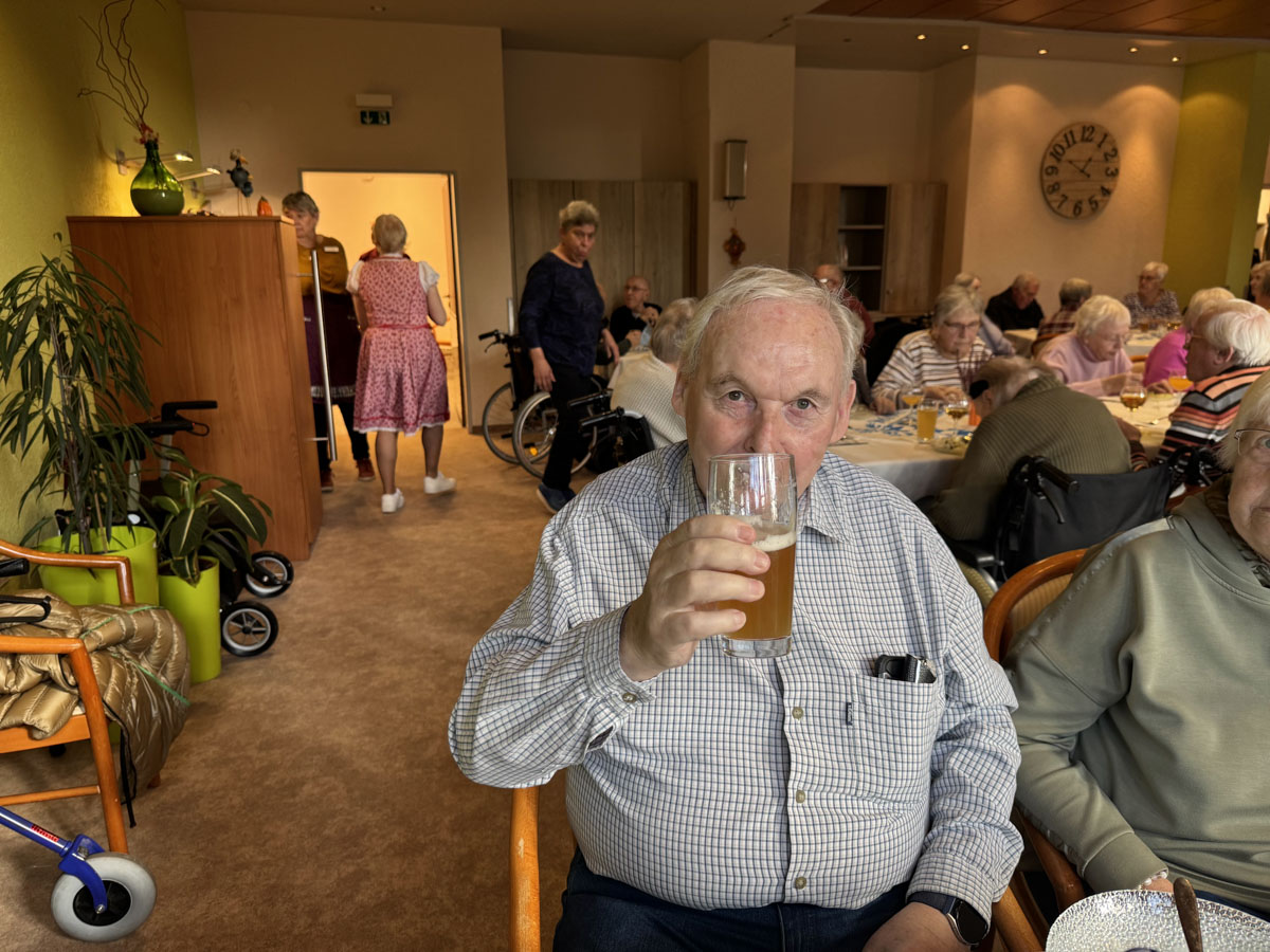 Oktoberfest im Seniorenzentrum Eisenberg 2025